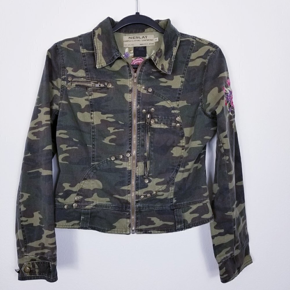 NESLAY CAMOUFLAGE BOMBER JACKET